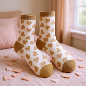 Chaussettes transparentes en nylon à imprimé numérique pour femmes Heartful Love, style printemps, usage quotidien - Product Image 2