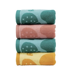 <strong>Kim</strong> Ryan Thickened Colored Yarn Towel 34x74cm Cartoon Style Absorbent Polyester Cotton Face Towel Home Use - Product Image 5