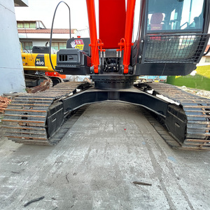 Excavatrice sur chenilles hydraulique Hitachi ZX240 d'origine japonaise 2022, 24 tonnes, d'occasion certifiée, avec pompe, roulement, moteur, engrenage, 125 kW - Product Image 3