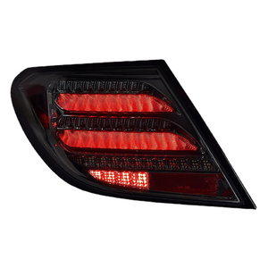 Sistema de Iluminación Trasera con Lentes Transparentes de 6000K y 12V para Clase C W204 C180 C200 C260 C63 2007-2014, Conexión Plug and Play - Product Image 3