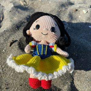 Regalo de cumpleaños festivo especial para vacaciones, muñecas de <span class=keywords><strong>princesa</strong></span> de ganchillo hechas a mano, <span class=keywords><strong>muñeca</strong></span> Amigurumi <span class=keywords><strong>blanca</strong></span> como la nieve de punto para bebé - Product Image 2