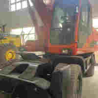 DOOSAN DH210W-7 21 tonnes, pelle sur chenilles d'occasion, modèle 2018, godet de 1,2 m, certifiée EPA/CE, peinture d'origine japonaise, très peu d'heures de fonctionnement