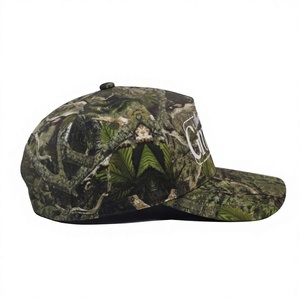 Casquette de baseball sportive à 5 panneaux, personnalisée, pour la randonnée en plein air, l'alpinisme, avec logo brodé et impression vert écran - Product Image 4