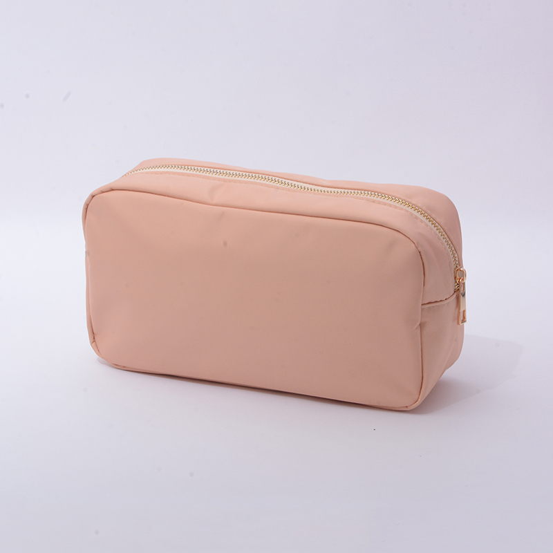 #30 khak กระเป๋าไนล่อน