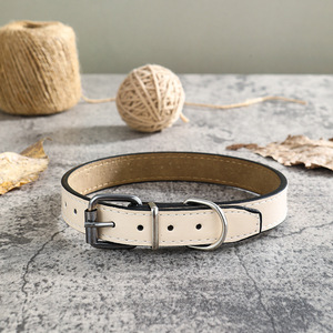 Collar de Perro de Lujo, Simple y Clásico, Ajustable, Acolchado, de Cuero PU, con Hebilla Metálica y Anillo en D, Diseño Sólido - Product Image 4