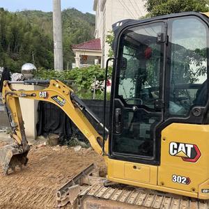 Mini-excavatrice CAT 302 d'occasion, très demandée, peu d'heures de fonctionnement, en stock, expédition directe à bas prix, à vendre. - Product Image 3