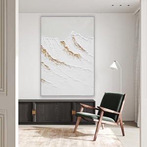 Pintura al óleo texturizada 3D pintada a mano impresionista moderna, picos blancos con acentos dorados, paisaje de montaña para decoración del hogar - Product Image 1