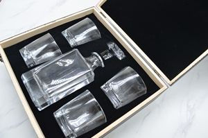 미국 창고 맞춤형 버번 크리스탈 유리 750ml 25oz 위스키 디켄터 세트 4 안경과 나무 선물 상자 - Product Image 3