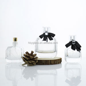 Flacon en verre carré décoratif avec ruban, 30 ml, 50 ml, 100 ml, vaporisateur à fine brume, rechargeable, pour <span class=keywords><strong>parfum</strong></span> et cosmétiques - Product Image 4