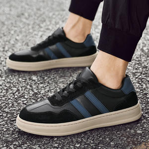 รองเท้าหนังแท้ผู้ชายแฟชั่นใหม่สำหรับฤดูใบไม้ร่วง ระบายอากาศได้ดี พื้นยางลายทางสีขาว เหมาะสำหรับใส่ลำลองกลางแจ้ง - Product Image 4