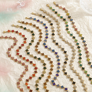 Nouveau collier luxueux en acier inoxydable, entièrement serti de zircons, trèfle à quatre feuilles, exquis, léger et luxueux, coloré, pour femmes - Product Image 2