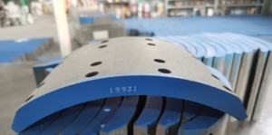 Venta caliente SV40 19931 Forro de freno sin asbesto en rollo Forro de freno Material de fricción Forro de banda de freno para camión - Product Image 2