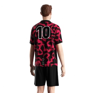 Camiseta de Fútbol de Secado Rápido con Cuello Polo en V, Inserciones de Malla Transpirable y Gráficos Personalizados para Uso en Estadios - Product Image 4