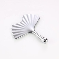 Spatule de maquillage en alliage de zinc en forme d'éventail, grattoir facial pour fond de teint et masque facial, outil professionnel de beauté et de soin cosmétique