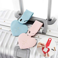 Étiquettes de bagages personnalisées avec logo, en forme de cœur, en cuir PU, pour cadeaux de voyage