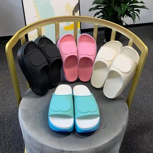 2026 New Retro Luxury Thick Sole Platform Slippers <b>for</b> Women Outdoor <b>Beach</b> Non-Slip Chunky Slide Fashion Unisex Couple <b>Shoes</b> - Product Image 3