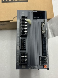 Servoaccionamiento Mitsubishi MDS-<span class=keywords><strong>EJ</strong></span>-V1-40B |   Unidad de Accionamiento CNC - Product Image 1