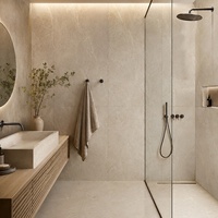 Panneau mural WYRAX en PVC UV effet marbre beige travertin pour salle de bain d'hôtel, 1220x2440mm, 3.5mm, étanche et facile à nettoyer