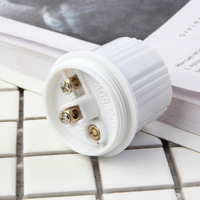 Base de lampe E27 en bakélite blanche Support de lampe suspendue en plastique pour LED et lumières à incandescence pour la conception de montage à vis du commerce extérieur