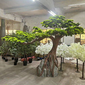 Grands Arbres Artificiels Pin Rouge pour Décoration de Jardin Projet Extérieur, Fausses Plantes Intérieures, Grand Arbre Vert - Product Image 5