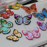 Le nouveau papillon coloré chaud paillettes patchs en gros paillettes insecte Design Applique LOGO personnalisé Patch paillettes papillon