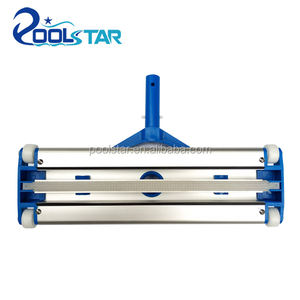 Venta caliente Durable Heavy Duty Ponderado 14 "Herramienta <span class=keywords><strong>de</strong></span> limpieza <span class=keywords><strong>manual</strong></span> Limpiador <span class=keywords><strong>de</strong></span> piscinas Cabezal <span class=keywords><strong>de</strong></span> vacío <span class=keywords><strong>de</strong></span> aluminio con ruedas y cepillo inferior - Product Image 3