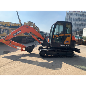 Excavatrice sur chenilles DOOSAN DH60 <span class=keywords><strong>d</strong></span>'<span class=keywords><strong>occasion</strong></span> de 6 tonnes |   Yanmar 45,6 CV |   Hydraulique Kawasaki |   Attache de godet hydraulique |   Modèle 2021 1800 - Product Image 3