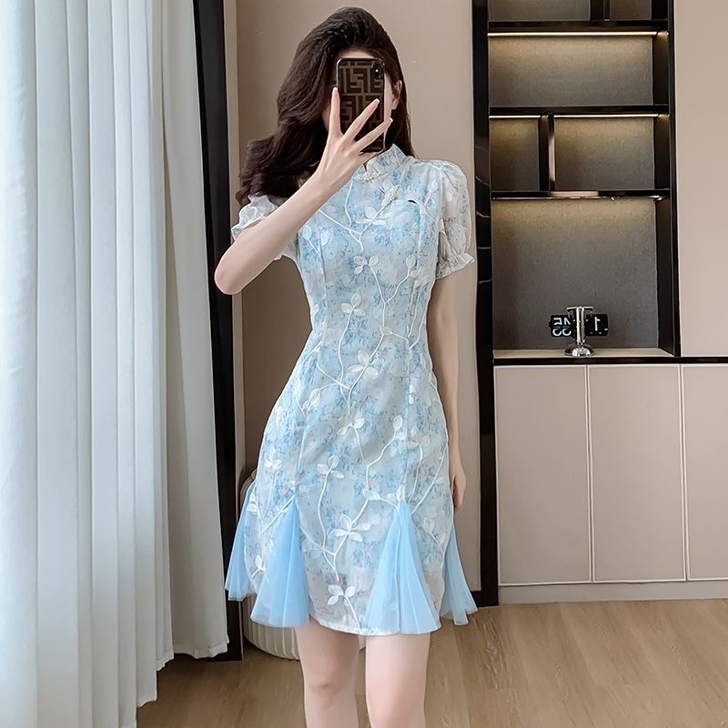 YiXin Floral Retro Qipao Cheongsam Dress with Short Puff Sleeves - Stylish Summer Wear for Women, Eco-Friendly and Comfortable YiXin Floral Retro Qipao Cheongsam Dress with Short Puff Sleeves - Stylish Summer Wear for Women, Eco-Friendly and Comfortable