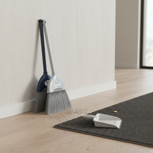 Escoba de mano de plástico duradero con mango fácil de adaptar para la eliminación de polvo en cualquier superficie plana para uso doméstico o de oficina - Product Image 3