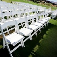 Americana Wimbledon Chaises pliantes de jardin en plastique résine blanche pour mariages fêtes traiteur location en gros résistant
