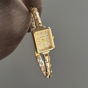 <span class=keywords><strong>Montre</strong></span> de luxe pour <span class=keywords><strong>femme</strong></span> de haute qualité avec <span class=keywords><strong>bracelet</strong></span> à maillons fins, nouveau style, idéale pour un usage quotidien, le meilleur choix pour un cadeau féminin - Product Image 2
