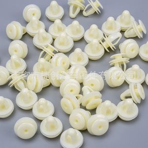 Toyota <b>Car</b> Door Trim Panel <b>Clip</b> Nylon 67771-30070 Interior Fastener For Replace Repair - Product Image 3