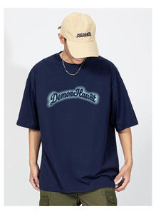 เสื้อยืดสำหรับผู้ชายพิมพ์ลายแบบเรียบง่ายผ้าฝ้ายแท้ทรงหลวมคอสั้นแขนสั้นสตรีทพิมพ์ลายตัวหนังสือผ้าไหมถักแฟชั่น - Product Image 2