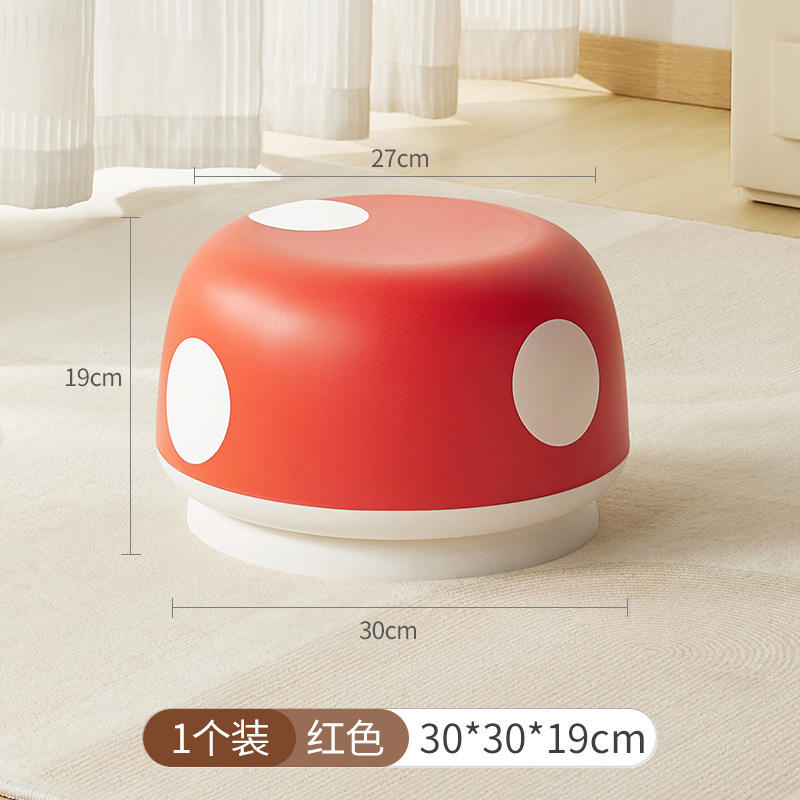 Tabouret en forme de champignon [Tabouret à langer rouge à pois]