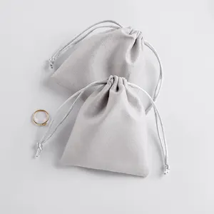 Tas beludru perhiasan kustom dengan cetakan Logo Kantung tas serut beludru Mini abu-abu mewah untuk kemasan perhiasan