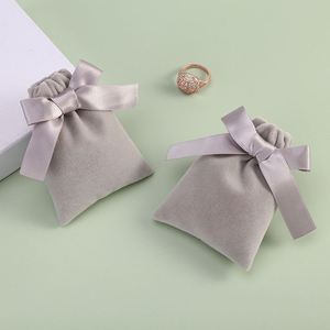Pochette à bijoux en velours personnalisée de luxe avec cordon de serrage pour boucles d'oreilles, anneaux, colliers, emballage cadeau pour bijoux avec logo personnalisé - Product Image 4