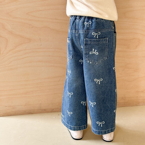Jeans a Gamba Larga con Stampa a Fiocco per Bambine, <span class=keywords><strong>Vita</strong></span> <span class=keywords><strong>Alta</strong></span> e Vestibilità Comoda - Product Image 3