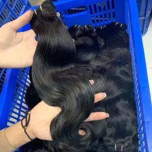 Estensione dei capelli capelli umani vergini grandi ricci più venduti, tessitura di trama mongola, capelli malesi lisci malesi capelli russi grezzi