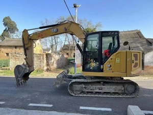 Offre Spéciale : Excavatrice sur chenilles Caterpillar 307.5 d'occasion, 8 tonnes, avec brise-roche et tarière certifiée CE - Product Image 2