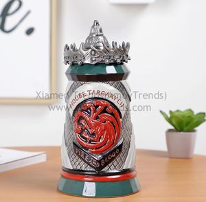 Mug à bière grand format avec le slogan « Winter Is Coming » de la famille Stark et « Hear Me Roar » de la famille <span class=keywords><strong>Targaryen</strong></span>, inspiré de Game of Thrones. - Product Image 3