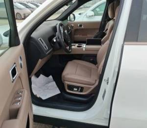 Li-xiang L9 Ultra 2025 SUV <span class=keywords><strong>hybride</strong></span> de luxe pleine grandeur 6 places avec toit ouvrant panoramique, système audio haut de gamme, faible kilométrage, <span class=keywords><strong>voiture</strong></span> d'occasion - Product Image 5