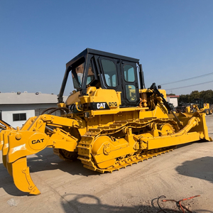 Bulldozer pesado hidráulico Precio Bulldozer sobre orugas usado con desgarrador Japón Excelente rendimiento Bulldozer CAT D7G usado con desgarrador - Product Image 1