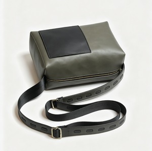 <span class=keywords><strong>Trousse</strong></span> de Toilette de Voyage <span class=keywords><strong>Grande</strong></span> Capacité <span class=keywords><strong>en</strong></span> <span class=keywords><strong>Cuir</strong></span> et Toile Écologique à Motif Bonbons Vintage avec Fermeture Éclair - Product Image 3