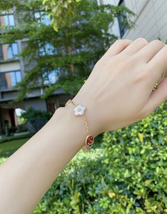 Fashion High End Jewelry Rose Gold Plated <strong>Bracelet</strong> for Women Featuring White Mother of Pearl Red Agate Lucky <strong>Ladybug</strong> Charms - Product Image 5