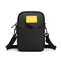 NOUVEAU Mini sac bandoulière, petit sac à l'épaule, porte-passeport de voyage, pochette messager unisexe avec prise casque