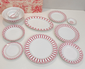 Service de table en céramique à rayures rouges et blanches de luxe minimaliste français - Ensemble de 43 pièces de vaisselle exquise pour un usage domestique - Product Image 6