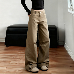 Jean cargo vintage déchiré style urbain pour femme, coupe slim, patchwork, décontracté et tendance - Product Image 4