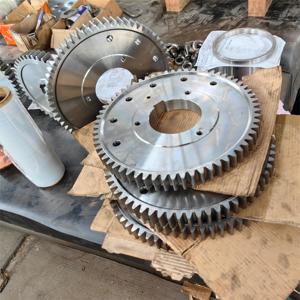 Engranaje recto de acero de aleación de fundición de tamaño personalizado de gran diámetro mecanizado CNC - Product Image 4