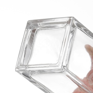 Hot 50cl 75cl Quảng trường rượu Gin rượu Whisky chai thủy tinh rum Gin Vodka dầu ô liu Tequila chai thủy tinh 700ml với vít <span class=keywords><strong>cap</strong></span> - Product Image 4