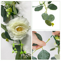 Fleurs artificielles en plastique faites à la main, fausses plantes, lianes, feuilles d'eucalyptus, gypsophile pour mariage en extérieur et remise de diplôme